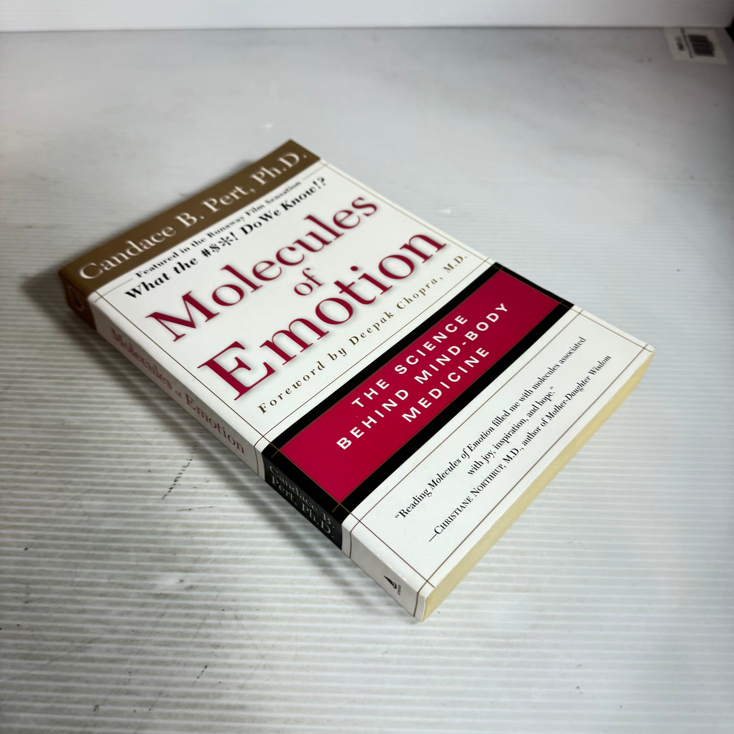 Molecules Of Emotion - Candace B. Pert