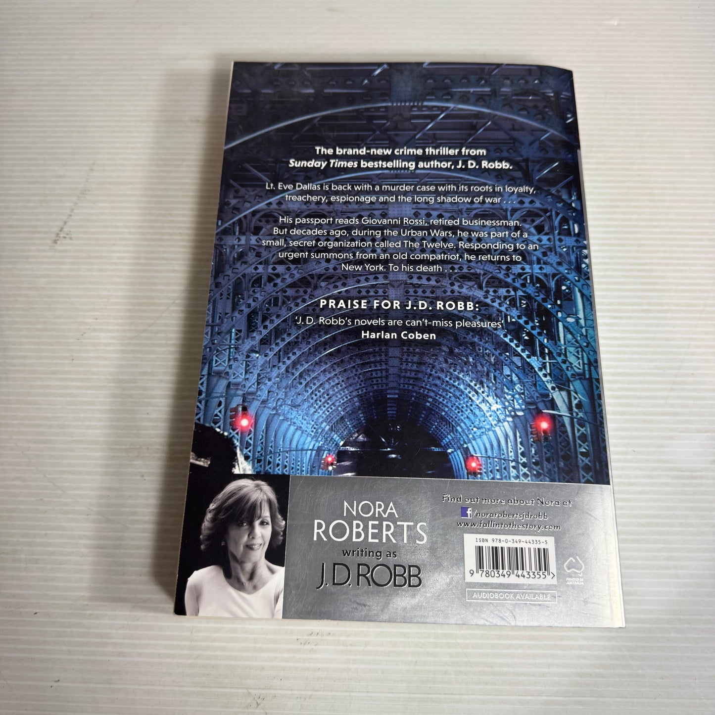 Bonded in Death - J. D. Robb