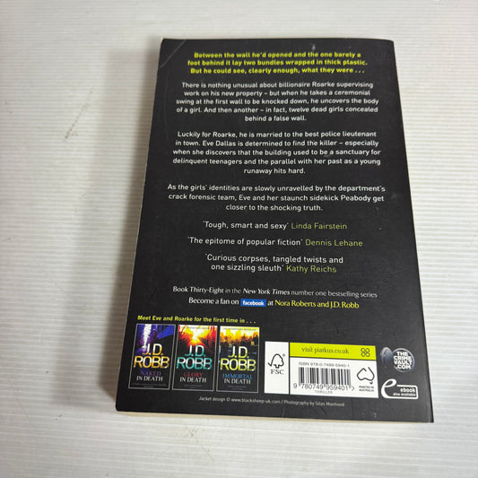 Concealed in Death - J. D. Robb