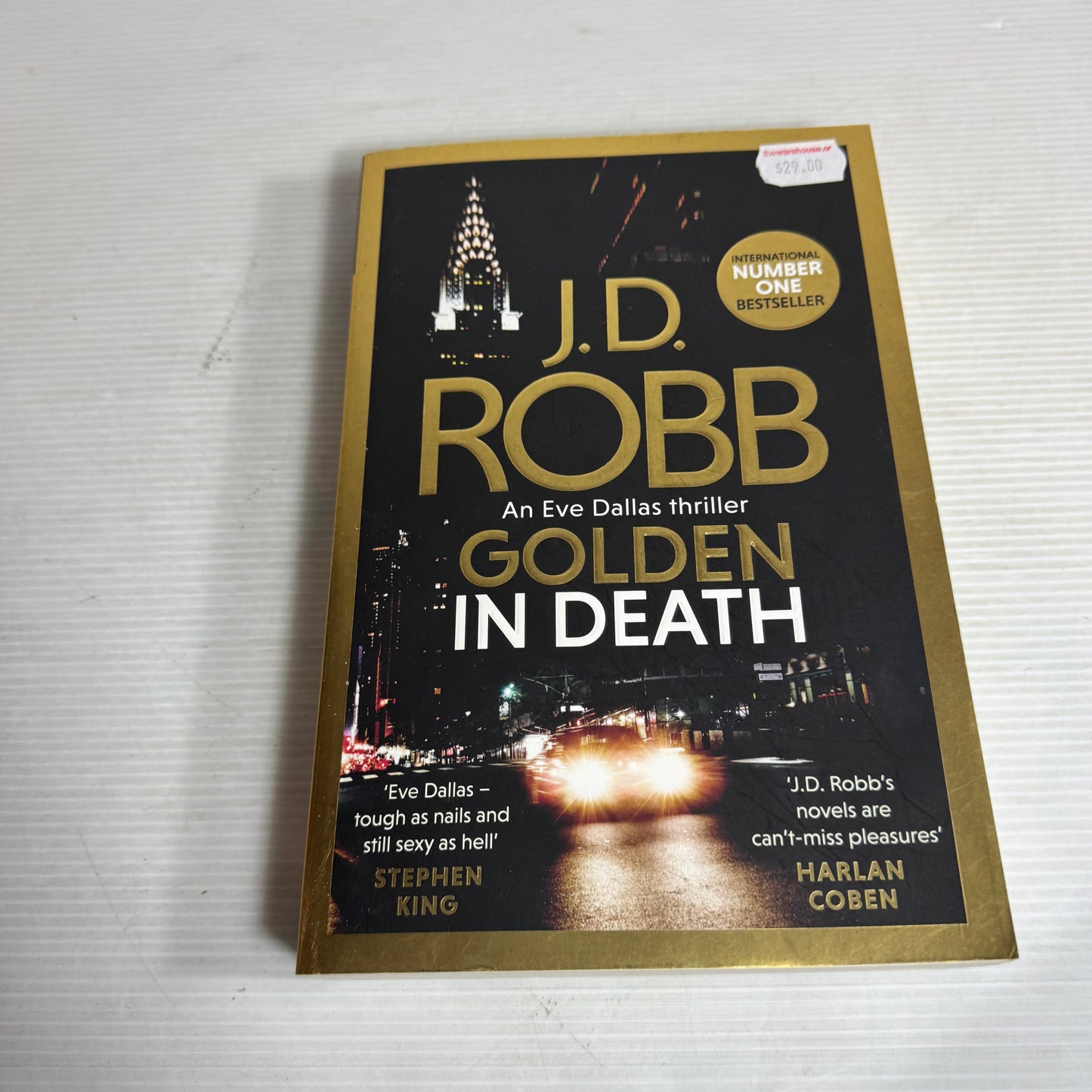 Golden in Death - J. D. Robb