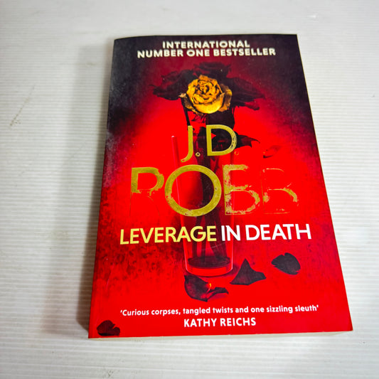 Leverage in Death - J. D. Robb