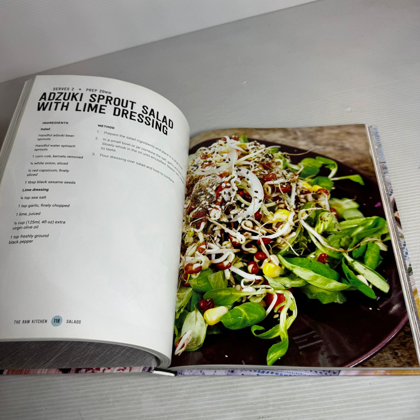 The Raw Kitchen : 150 Great Recipes