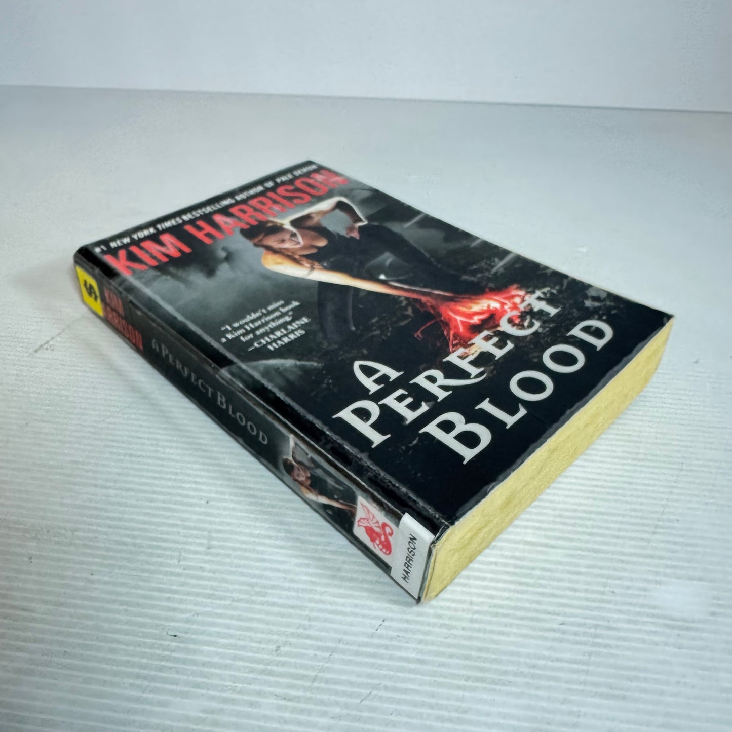 A Perfect Blood - Kim Harrison