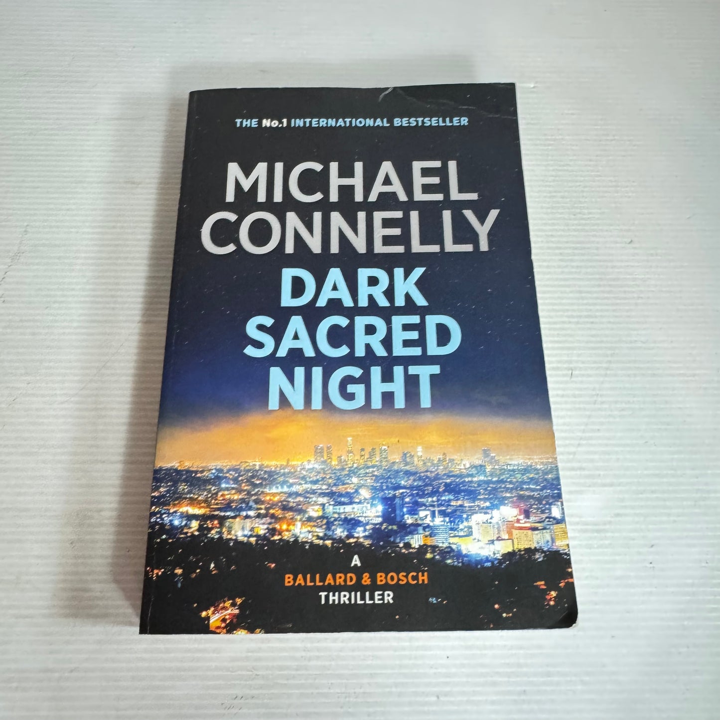 Dark Sacred Night - Michael Connelly