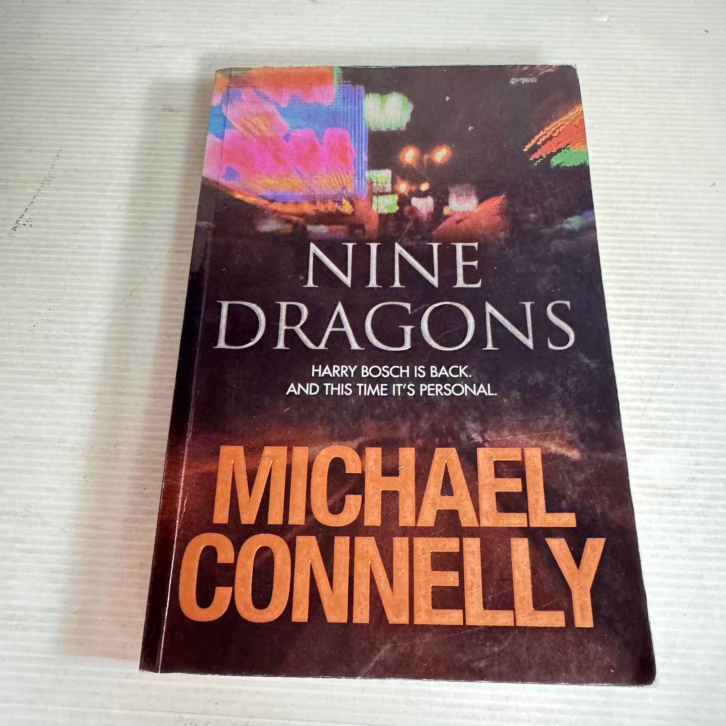 Nine Dragons - Michael Connelly