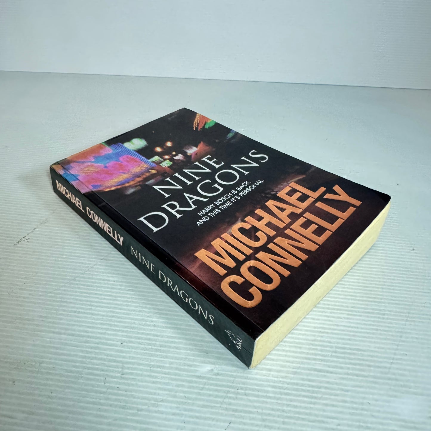 Nine Dragons - Michael Connelly