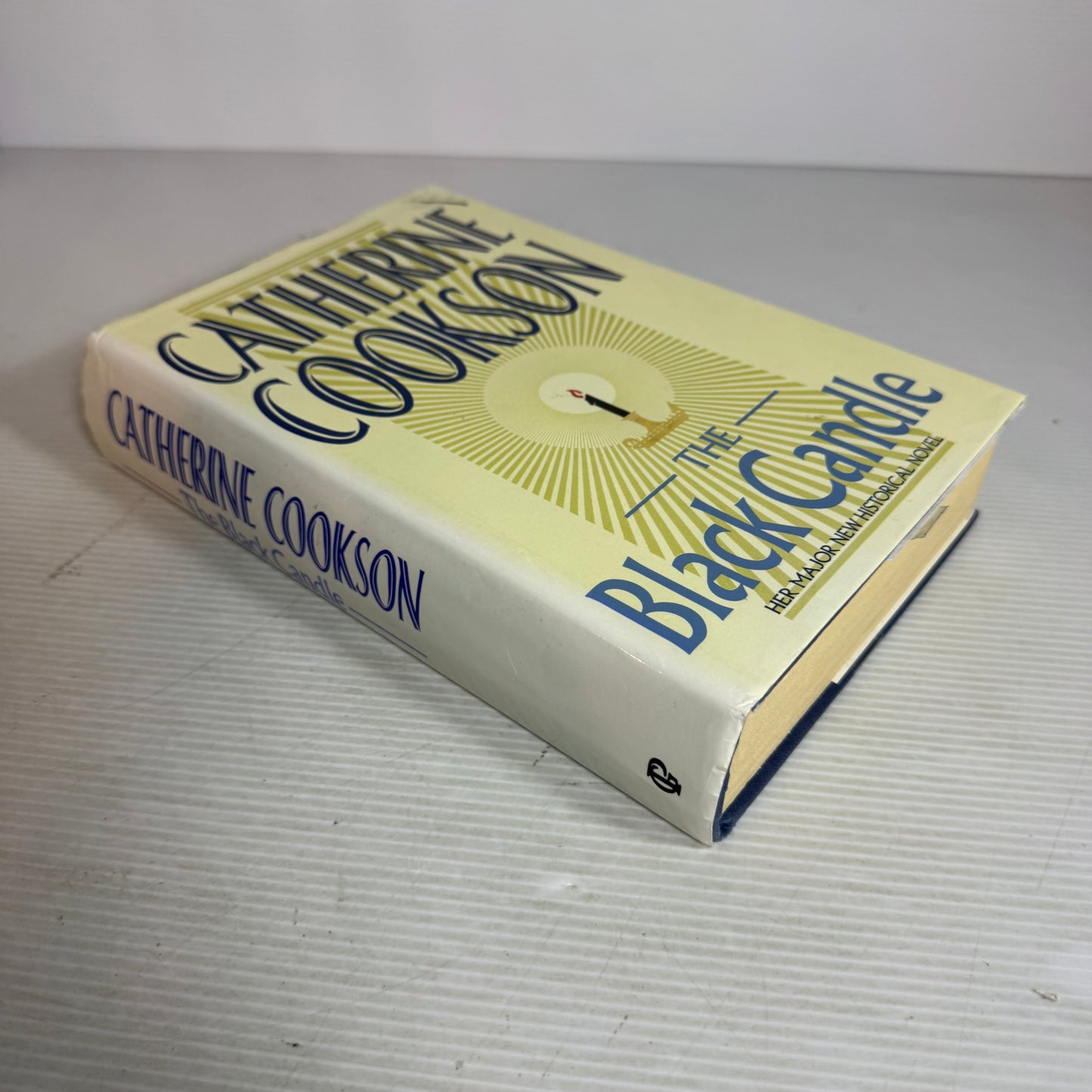 The Black Candle - Catherine Cookson