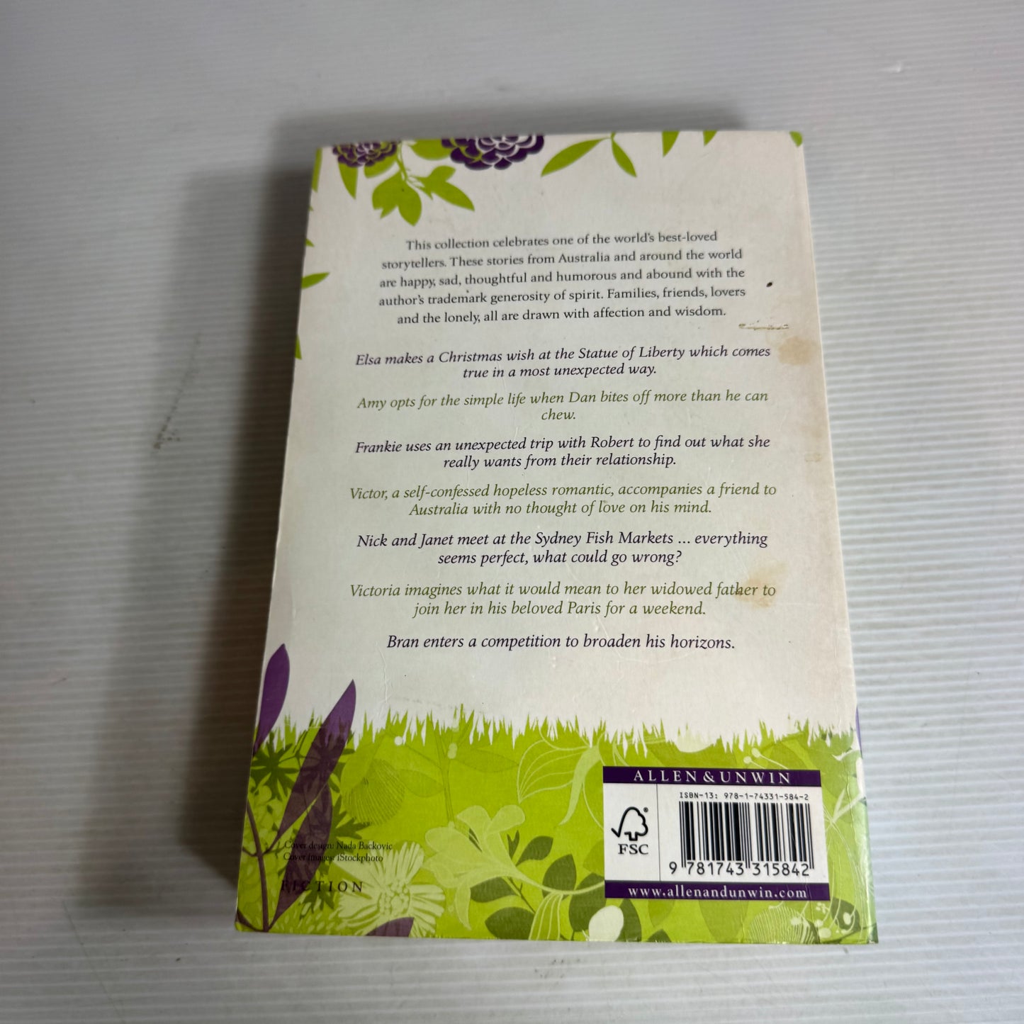 Maeve Binchy's Treasury : Over 40 Heartwarming Stories