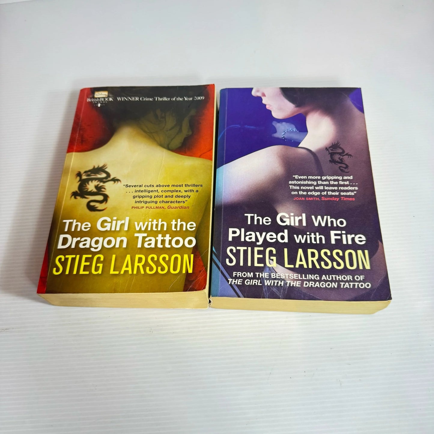 Stieg Larsson Book Bundle x 2 : The Girl With The Dragon Tattoo & The Girl Who Played With Fire  (2320)