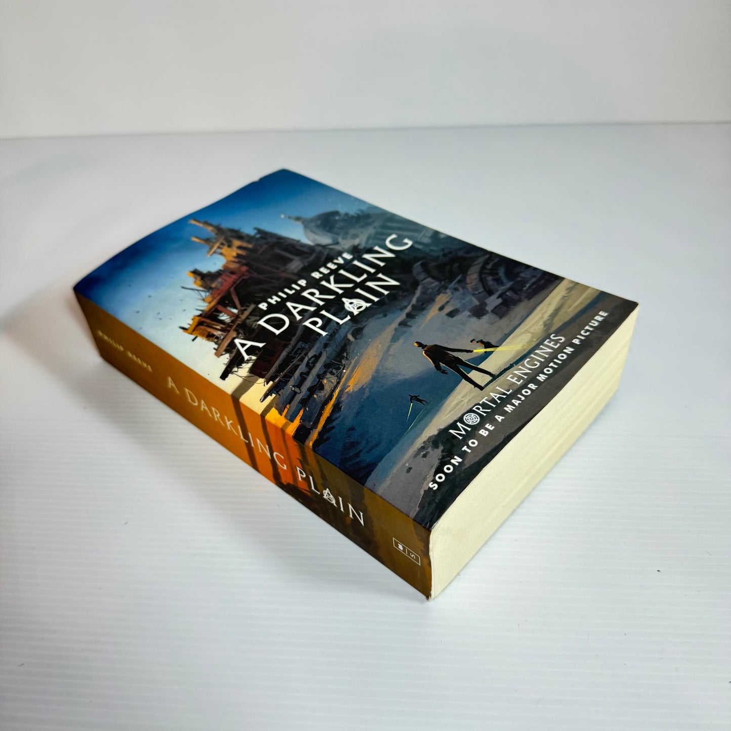 A Darkling Plain : Mortal Engines - Philip Reeve