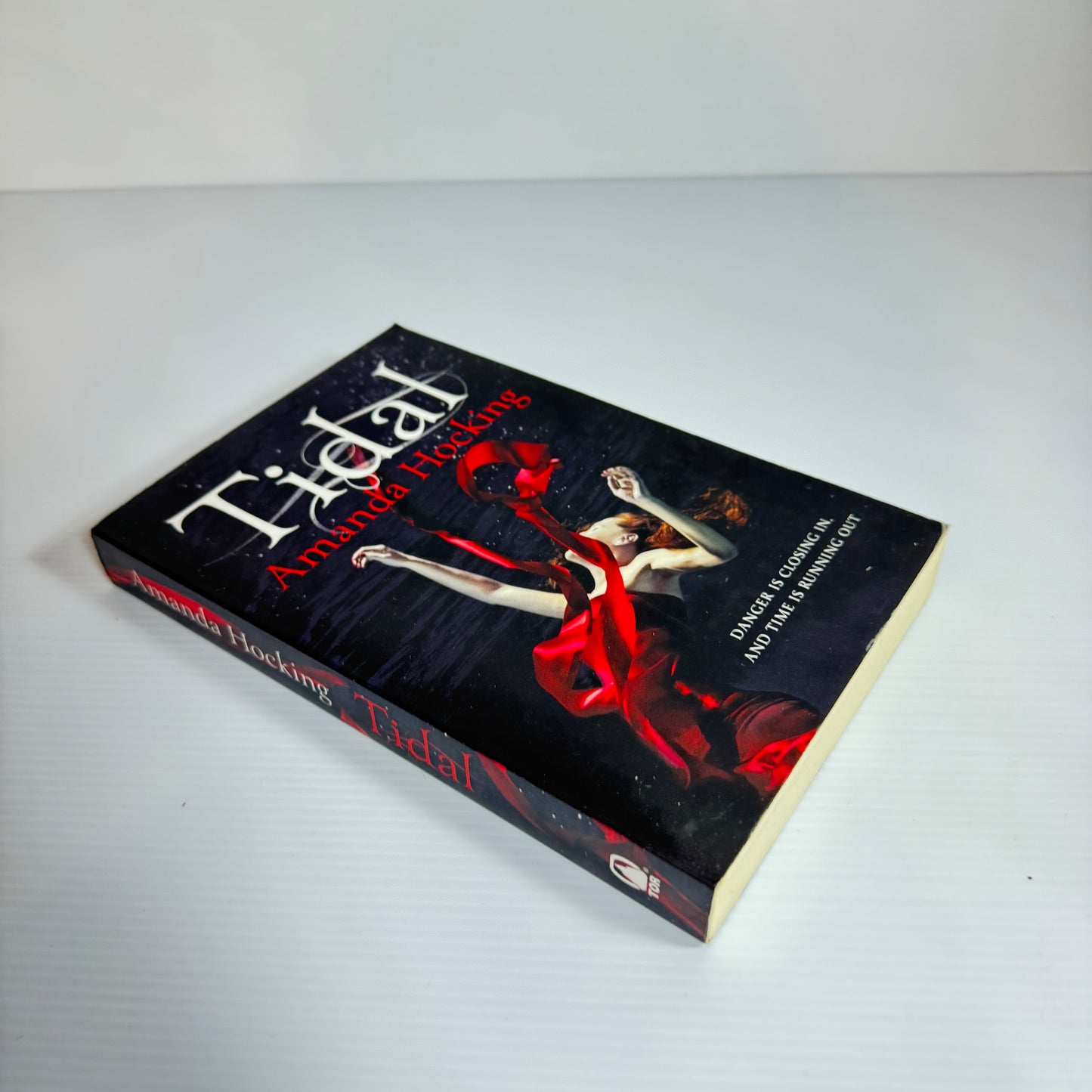 Tidal - Amanda Hocking