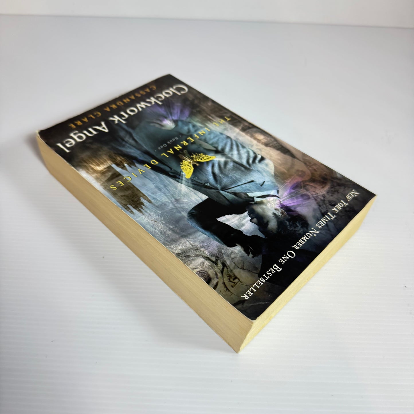 Clockwork Angel - Cassandra Clare