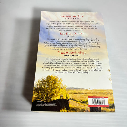 A Country Life (3 books In 1) : The Road to Hope, Red Dust Dancer, Winter Beginnings - Rachael Johns, Eva Scott & Elise K. Ackers