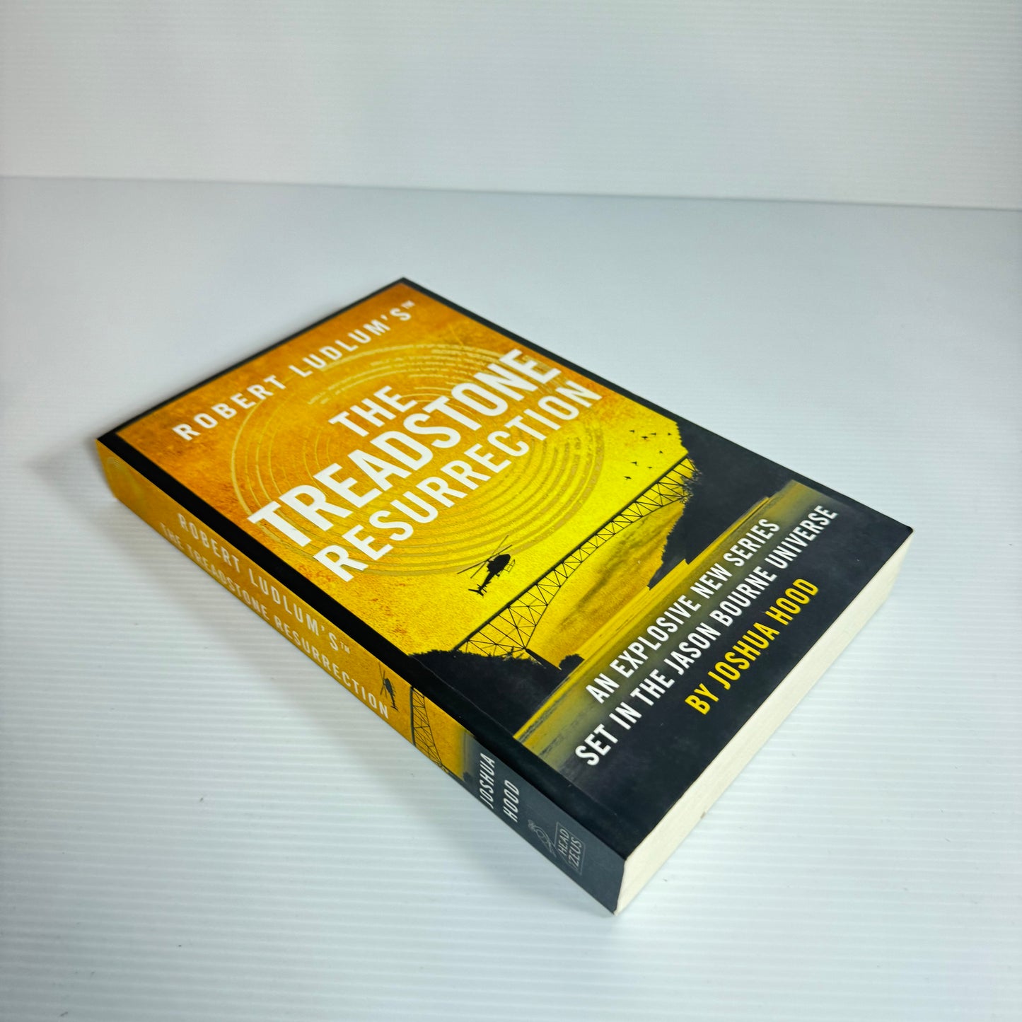 Robert Ludlum's The Treadstone Resurrection - Joshua Hood