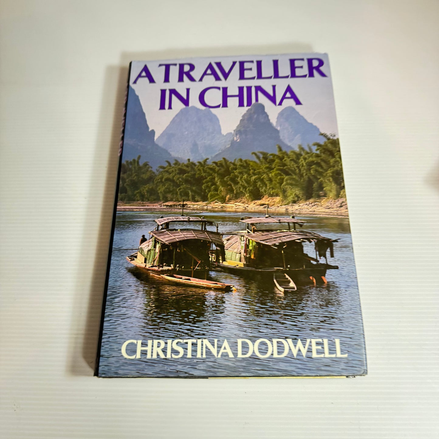 A Traveller In China - Christina Dodwell (Vintage 1985)