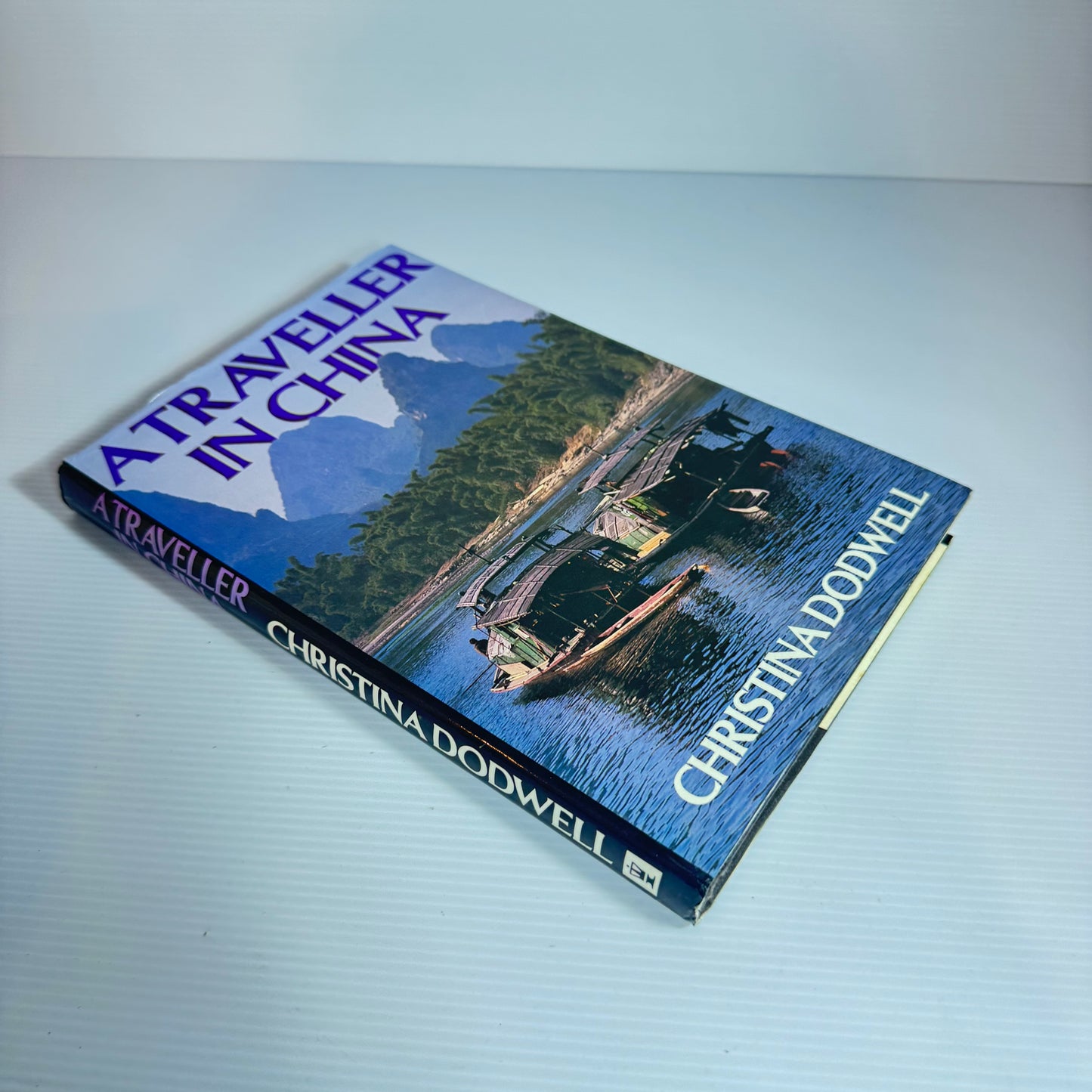 A Traveller In China - Christina Dodwell (Vintage 1985)