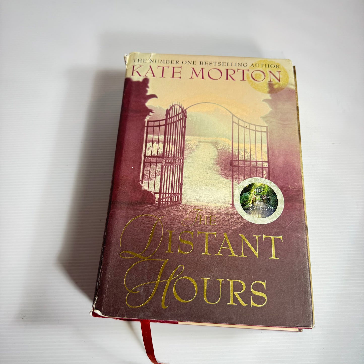 The Distant Hours - Kate Morton