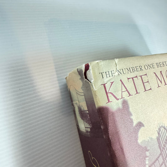 The Distant Hours - Kate Morton