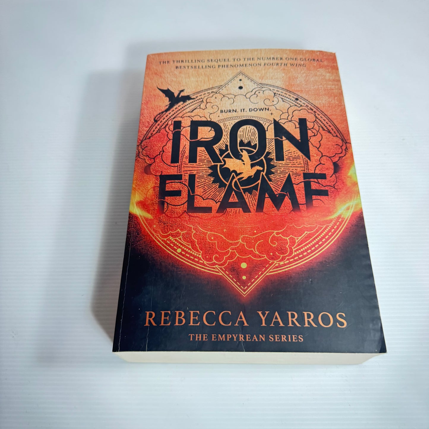 Iron Flame : The Empyrean Series - Rebecca Yarros