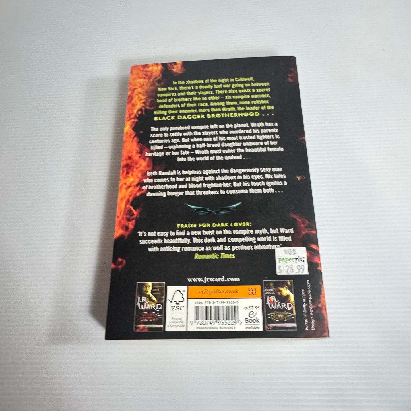 Dark Lover : A Black Dagger Brotherhood Novel - J. R. Ward