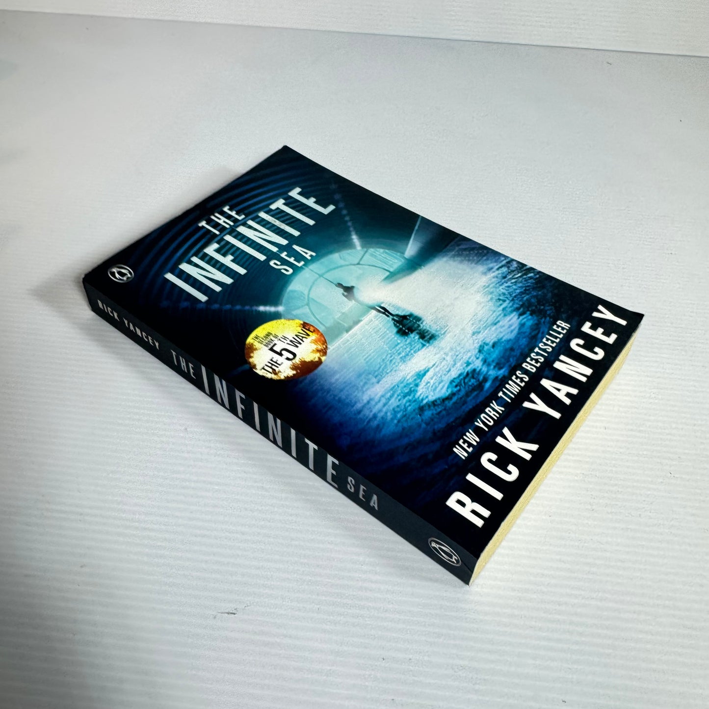The Infinite Sea - Ricky Yancey