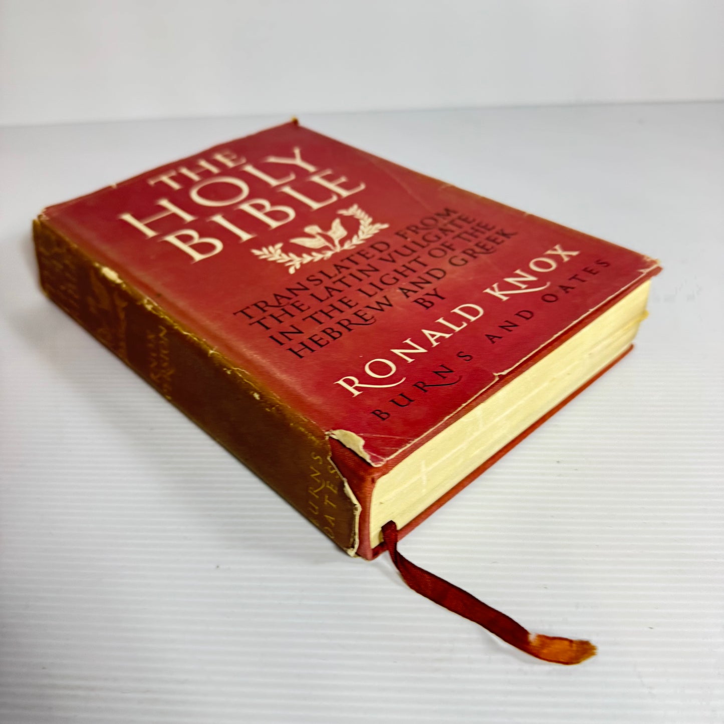 The Holy Bible : Translated from the Latin Vulgate in the Light of the Hebrew and Greek by Ronald Knox (Vintage 1965 Fifth Edition)