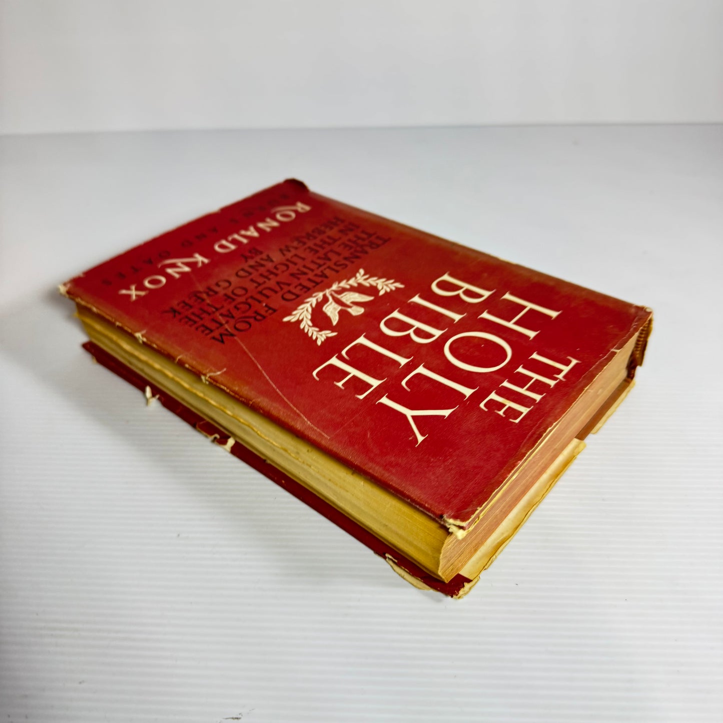 The Holy Bible : Translated from the Latin Vulgate in the Light of the Hebrew and Greek by Ronald Knox (Vintage 1965 Fifth Edition)