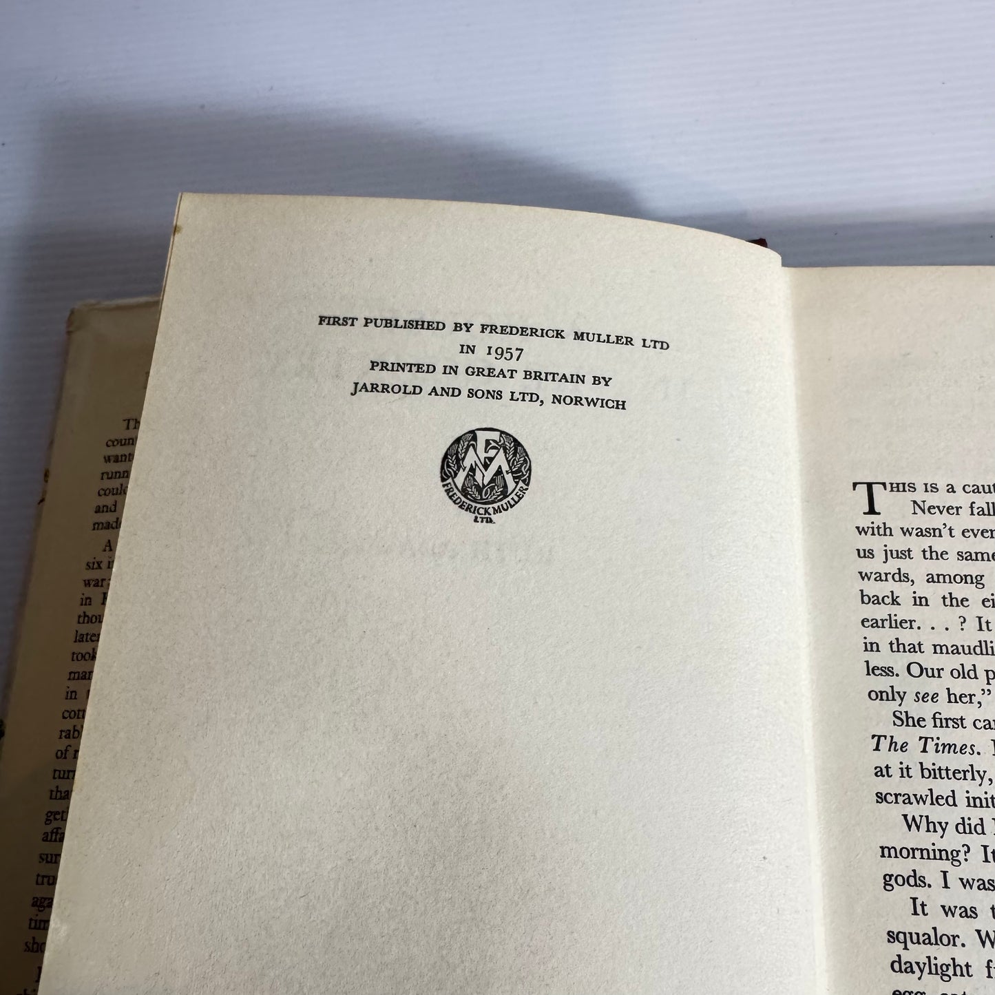 A House In The Country - Ruth Adam (Vintage 1963 First Edition)