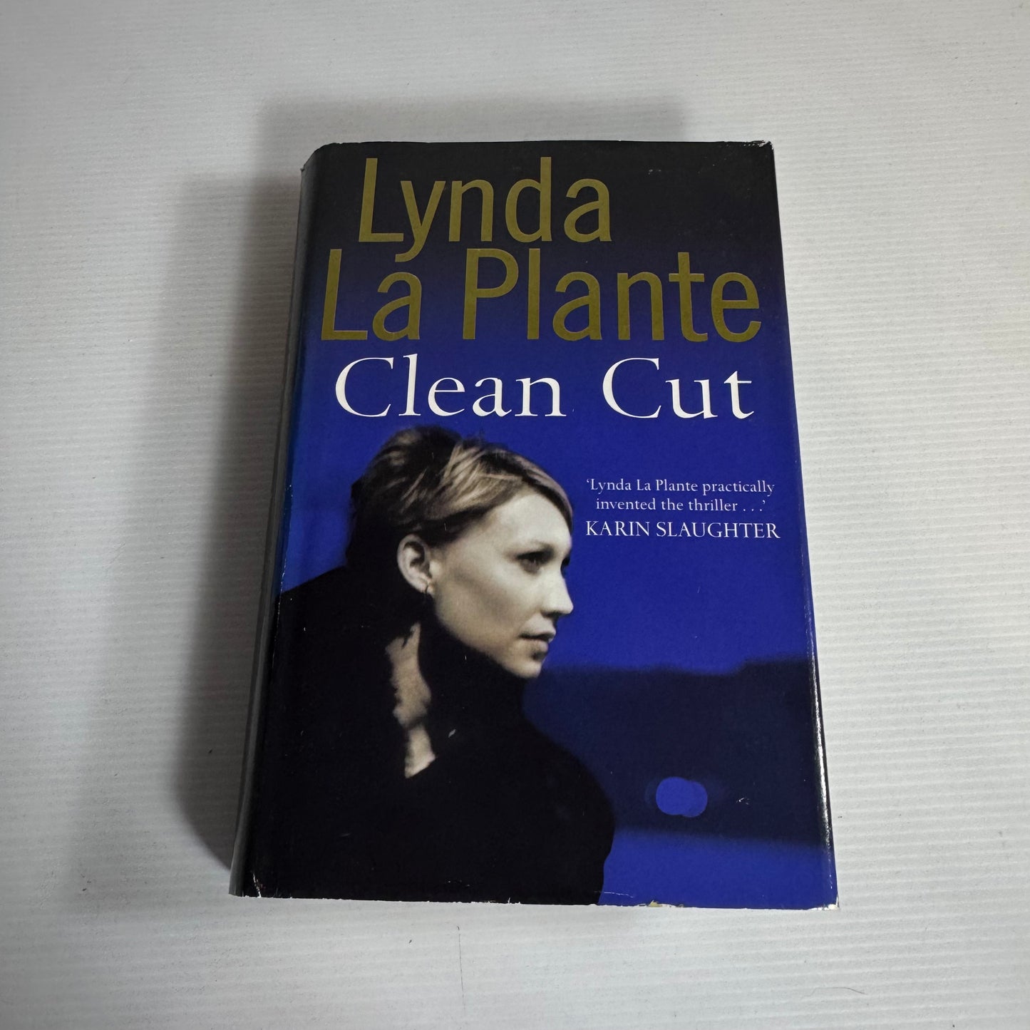 Clean Cut - Lynda La Plante