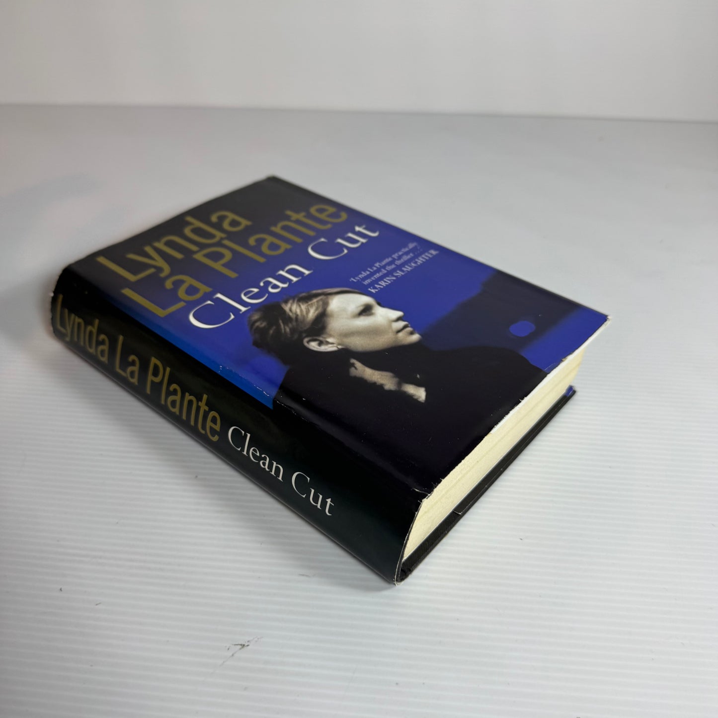 Clean Cut - Lynda La Plante