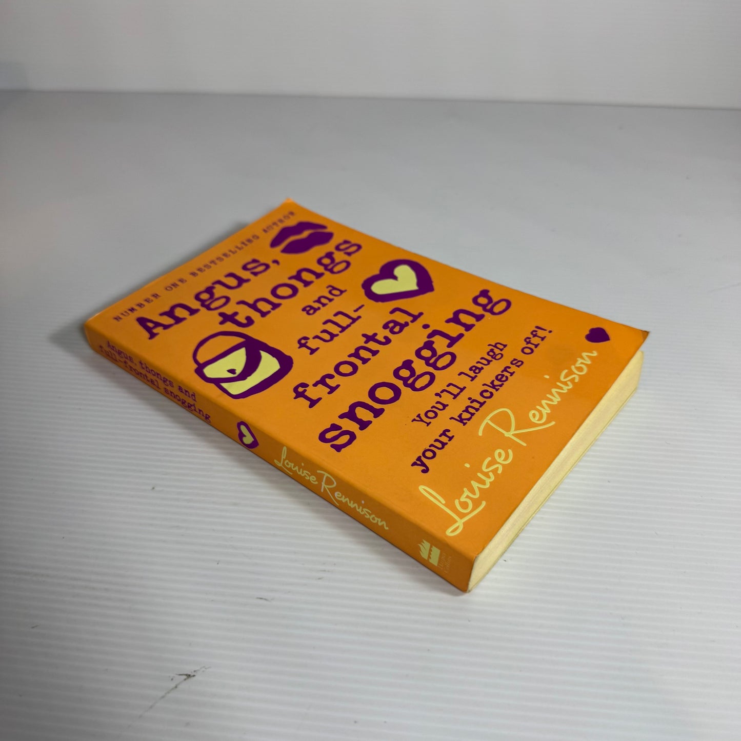 Angus, Thongs And Full-frontal Snogging - Louise Rennison