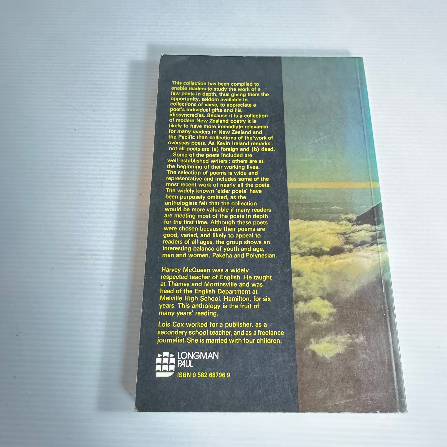 Ten Modern New Zealand Poets - Chosen by Harvey McQueen & Lois Cox