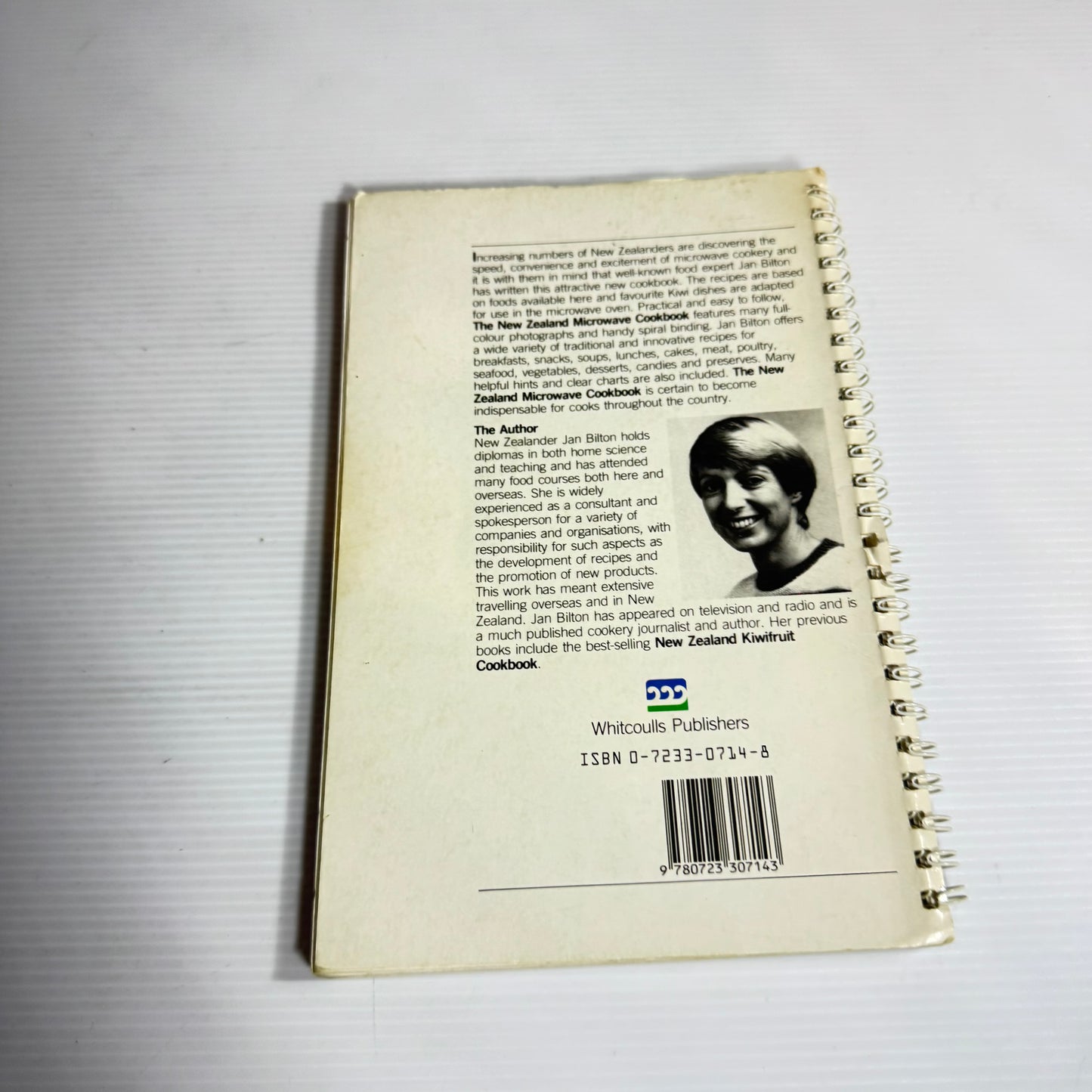 The New Zealand Microwave Cookbook - Jan Bilton