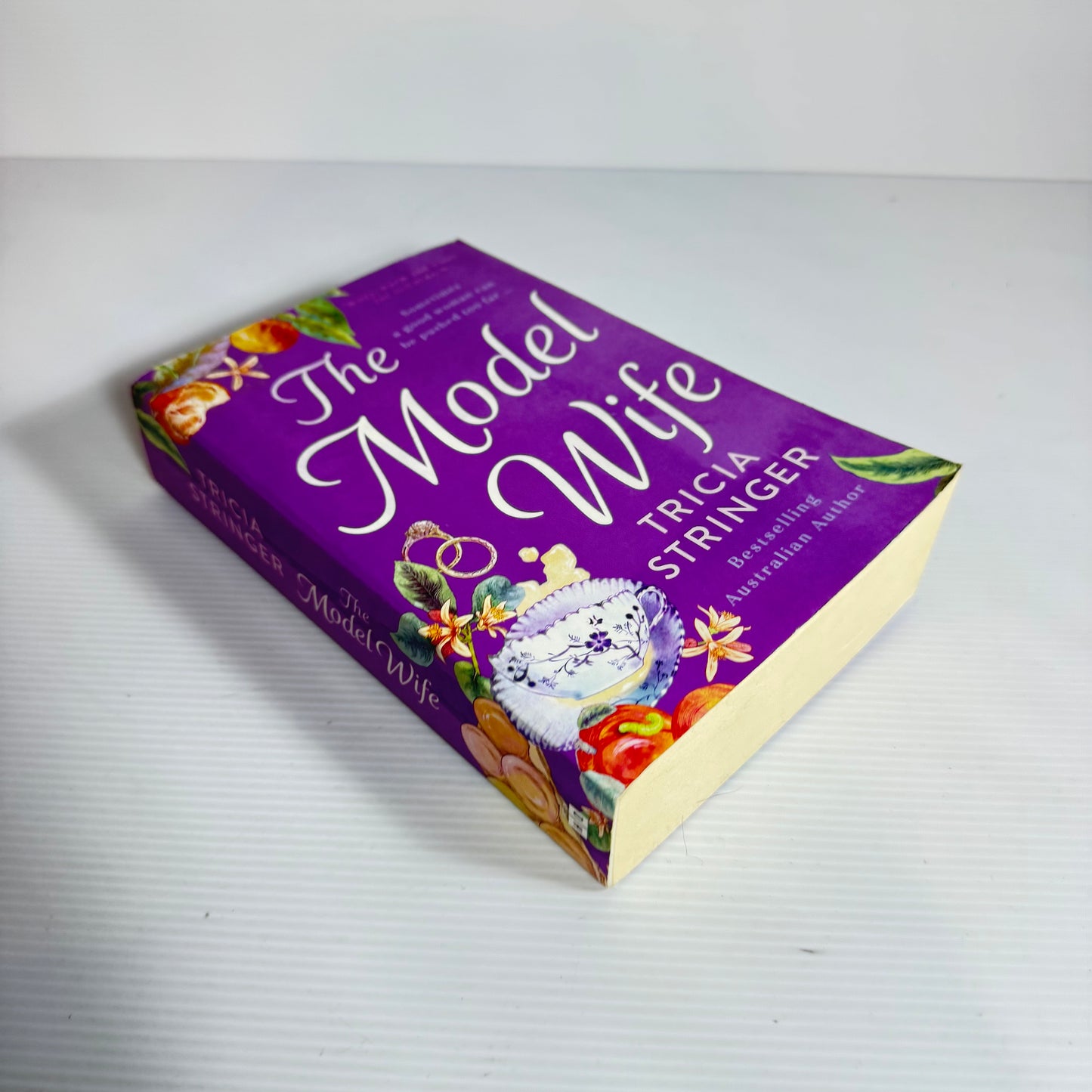 The Model Wife - Tricia Stringer