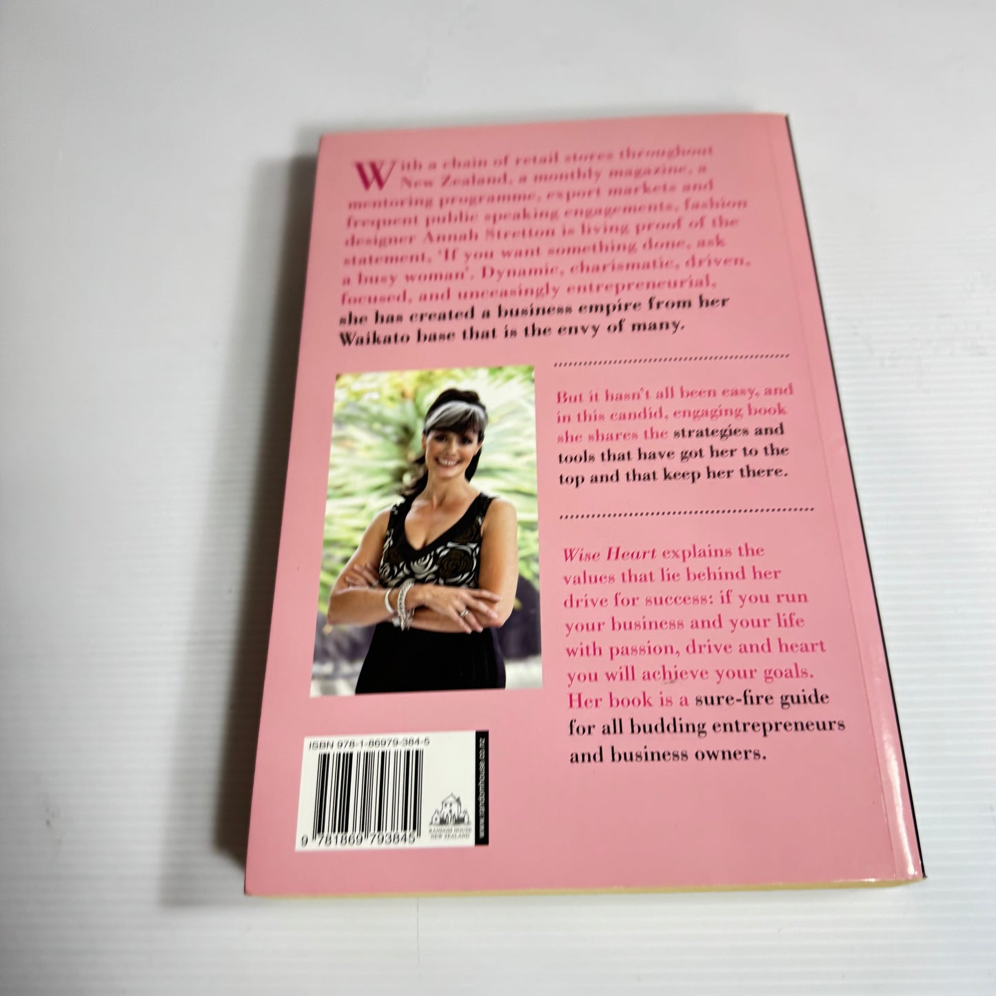 Wise Heart: 10 Strategies For Success In Business & Life - Annah Stretton