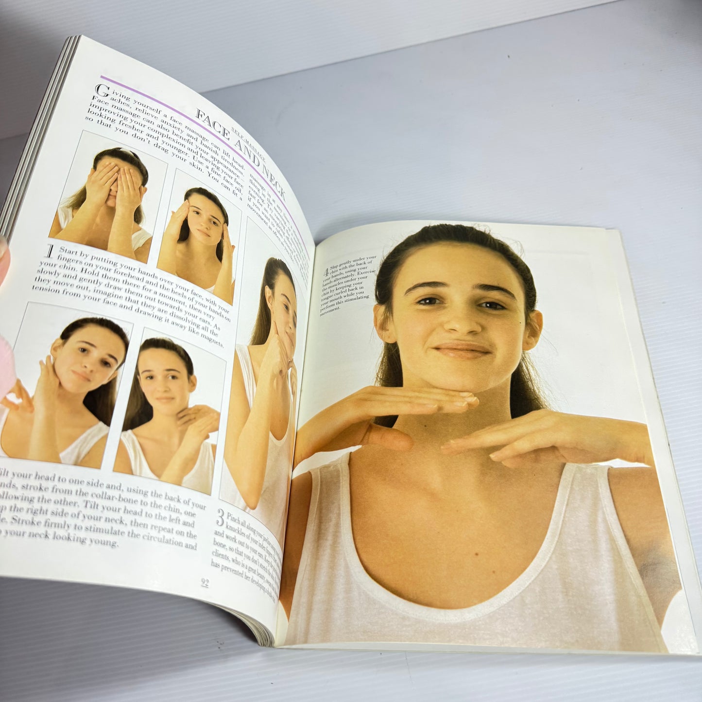 The Complete Book of Massage - Clare Maxwell Hudson