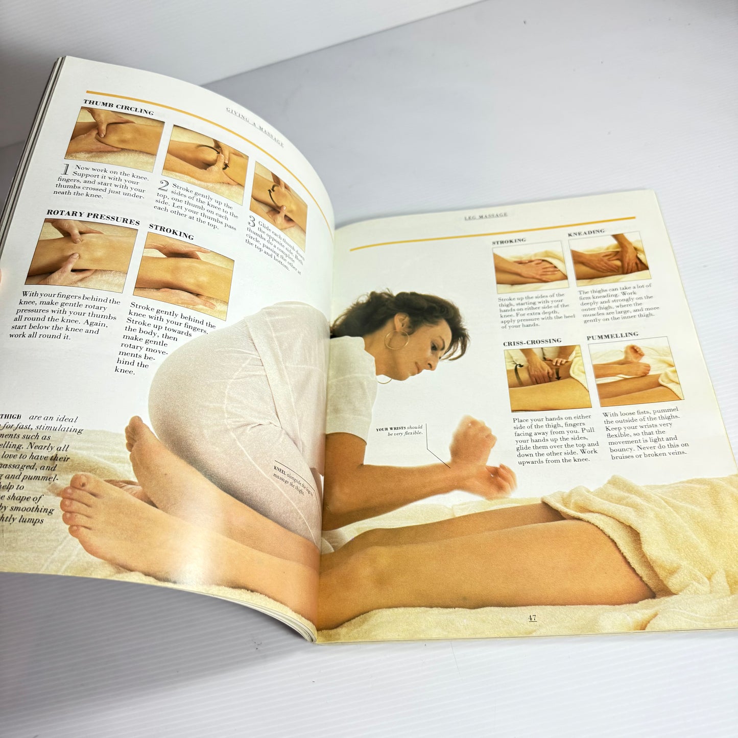 The Complete Book of Massage - Clare Maxwell Hudson