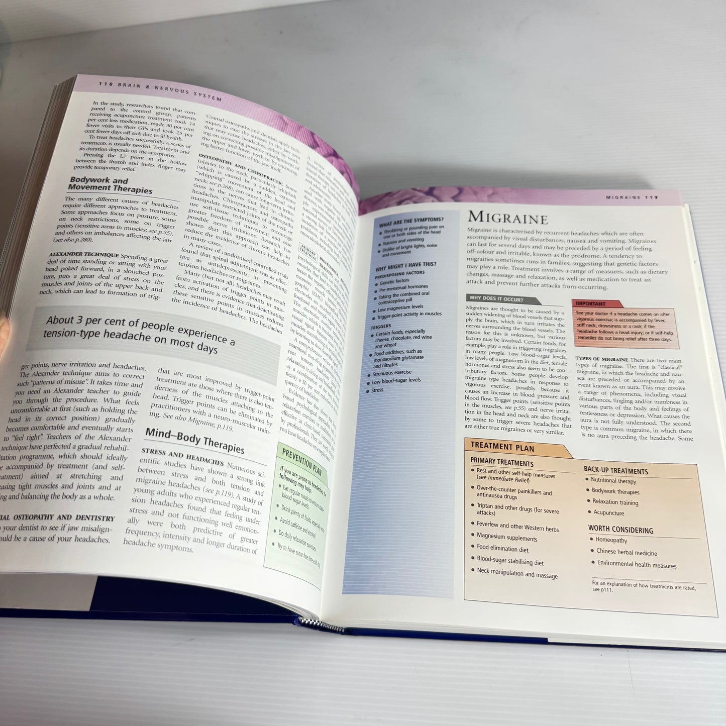 Australian Family Health Guide : New Medicine - Professor David Peters