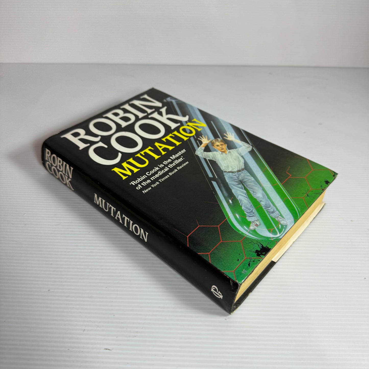 Mutation - Robin Cook (Vintage 1989)