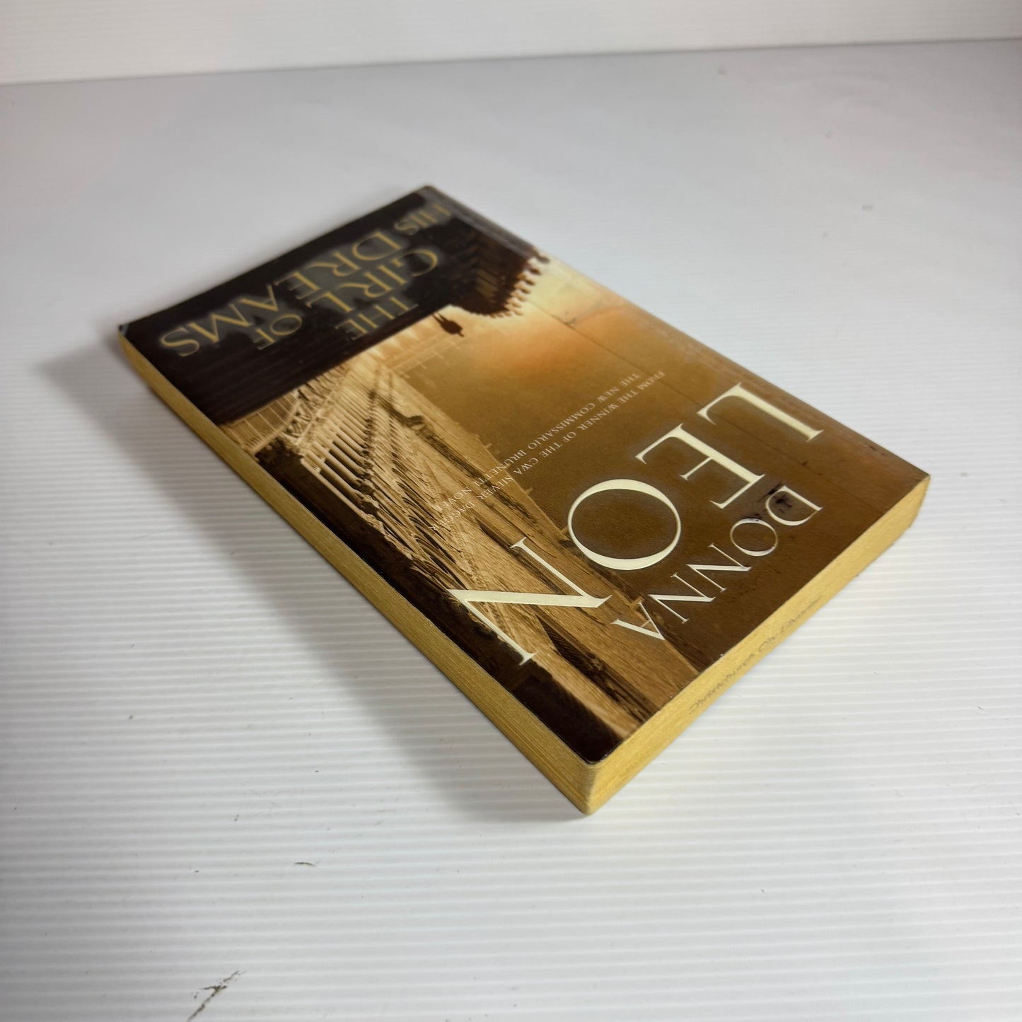The Girl of His Dreams - Donna Leon