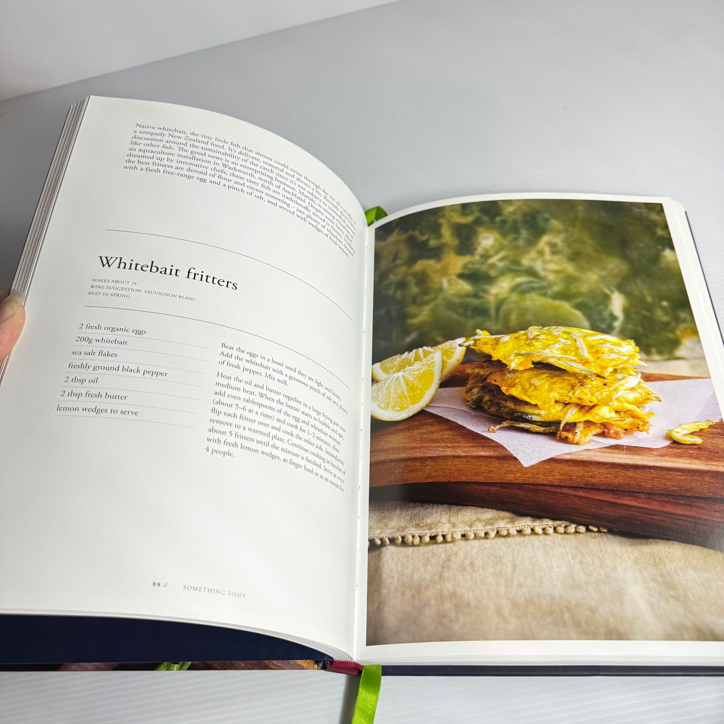 Always Delicious : Favourite Recipes from the New Zealand Listener - Lauraine Jacobs