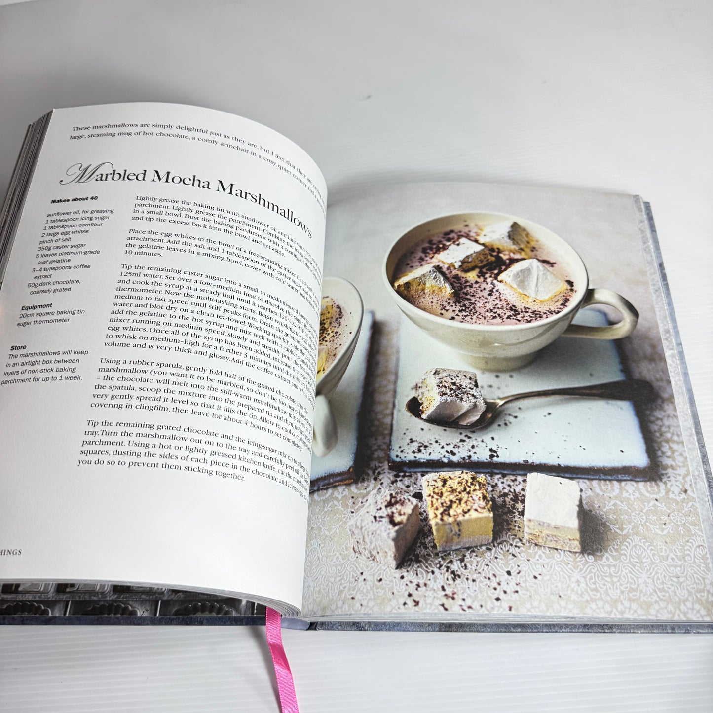 Sweet Things : Chocolates, Candies, Caramels & Marshmallows - to Make & Give - Annie Rigg