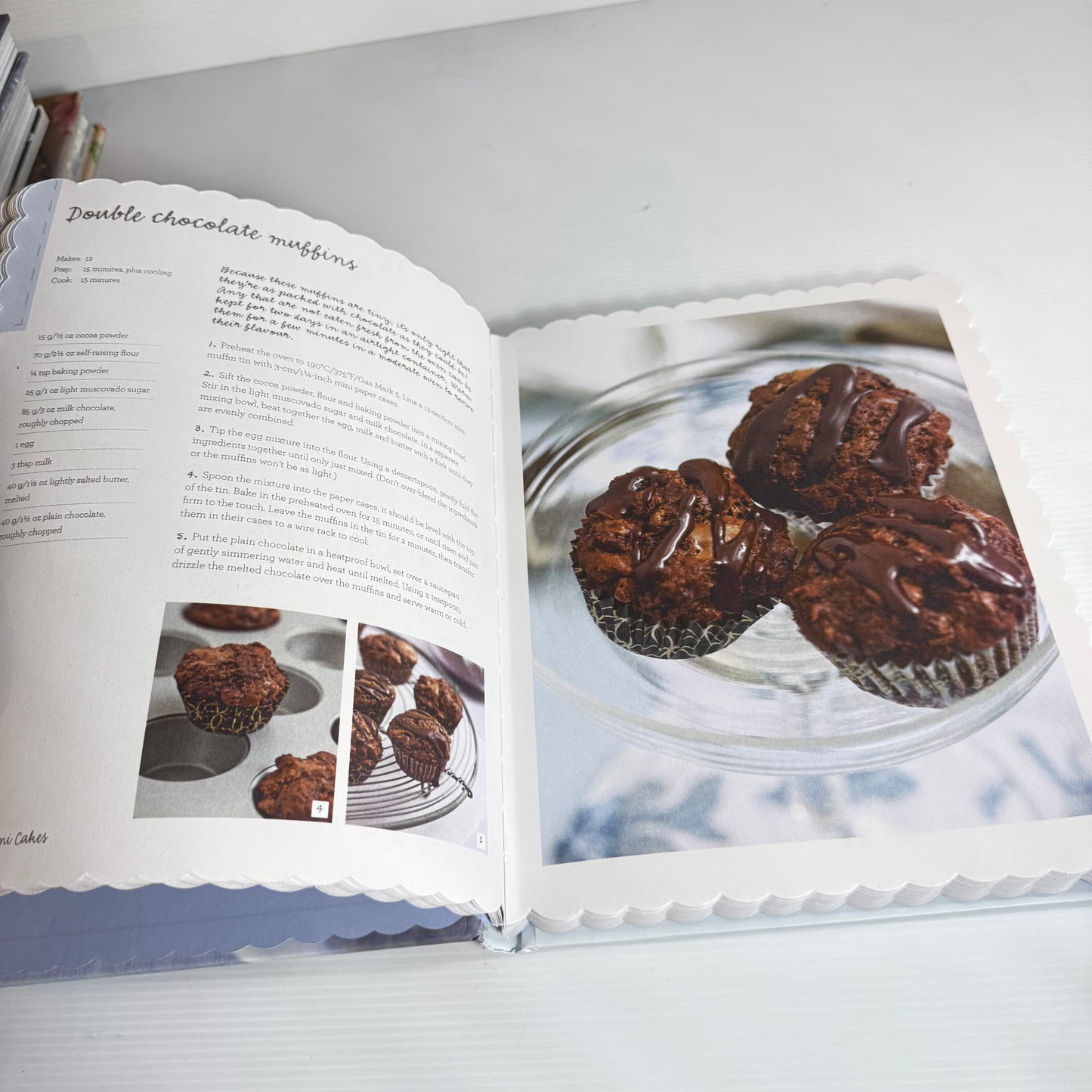 Mini Delights : Tiny but perfect cakes, pies, desserts & sweets