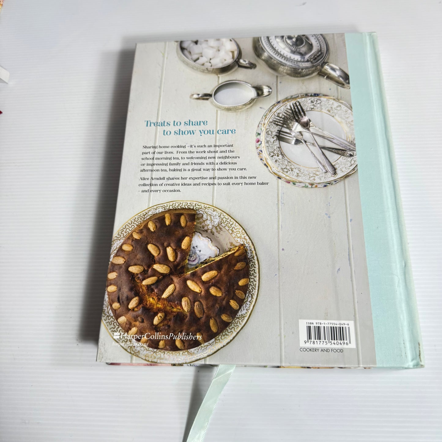 Bake Me Home : Delicious Everyday Occasions - Alice Arndell