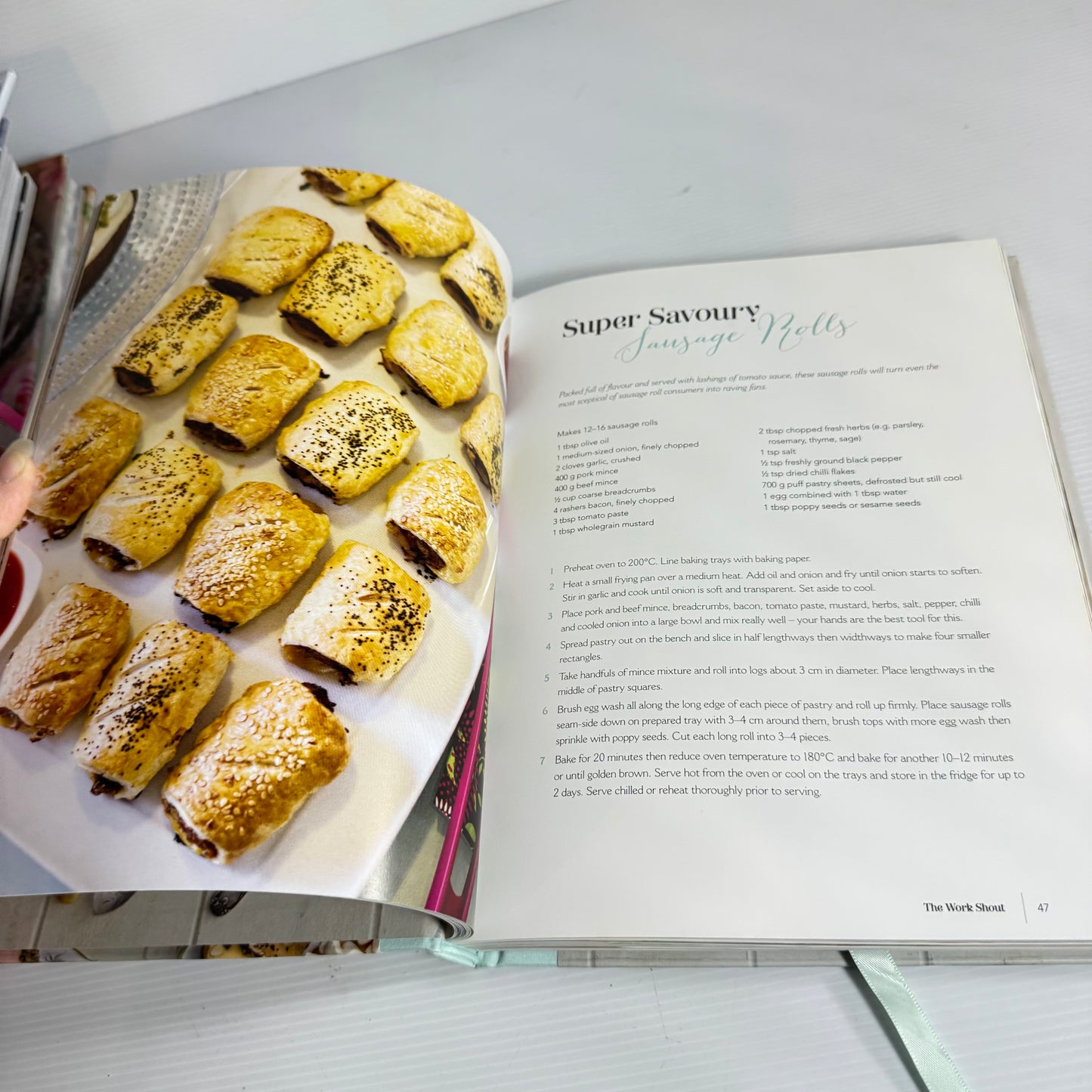 Bake Me Home : Delicious Everyday Occasions - Alice Arndell