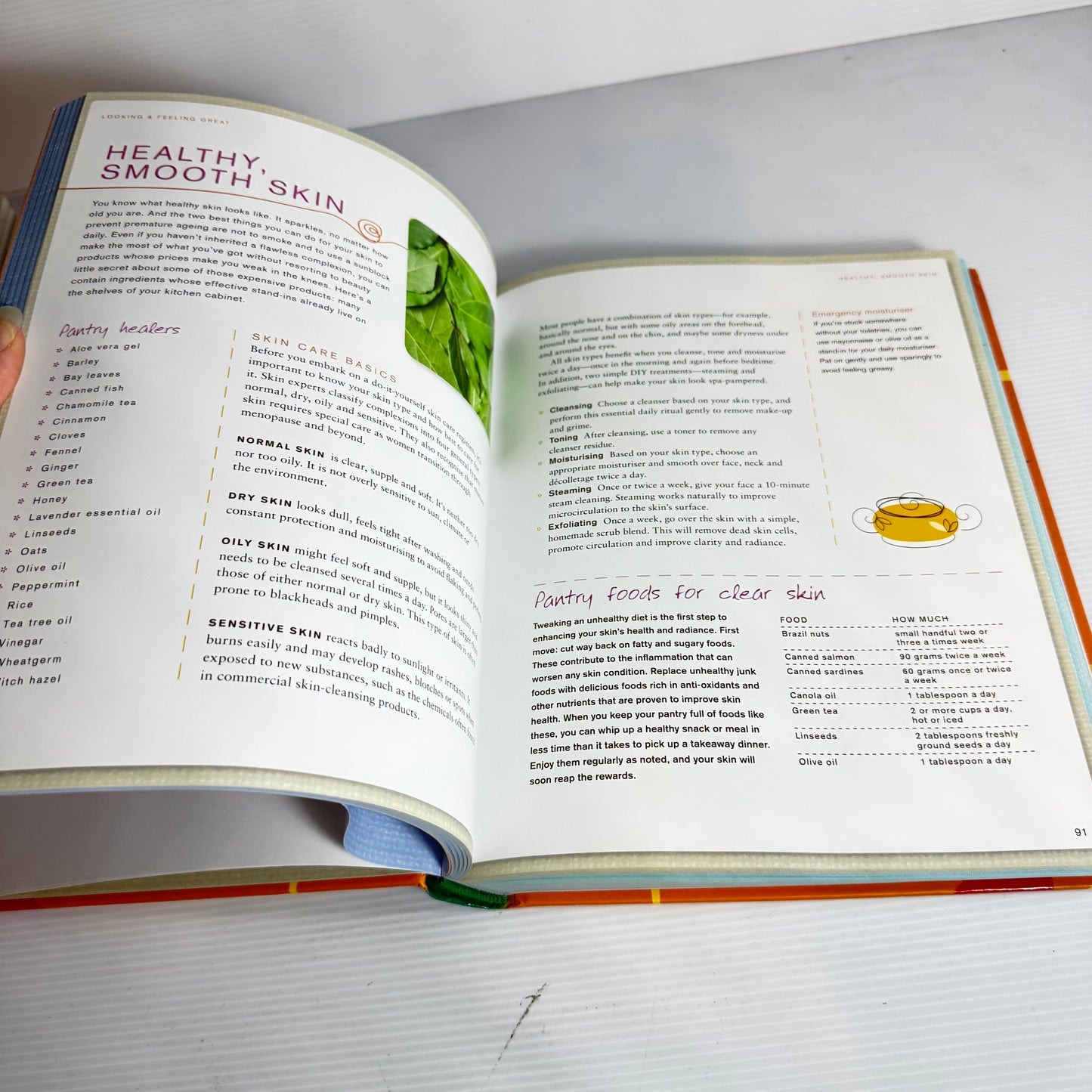 Kitchen Cabinet Cures : 1001 Homemade Remedies to Improve Your Health - Reader's Digest