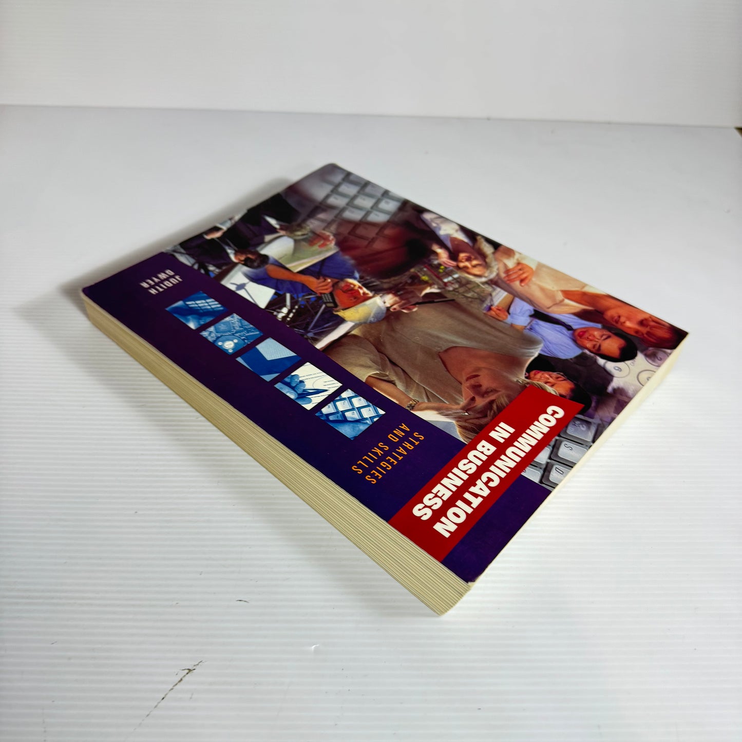 Communication In Business: Strategies And Skills - Judith Dwyer (1999)