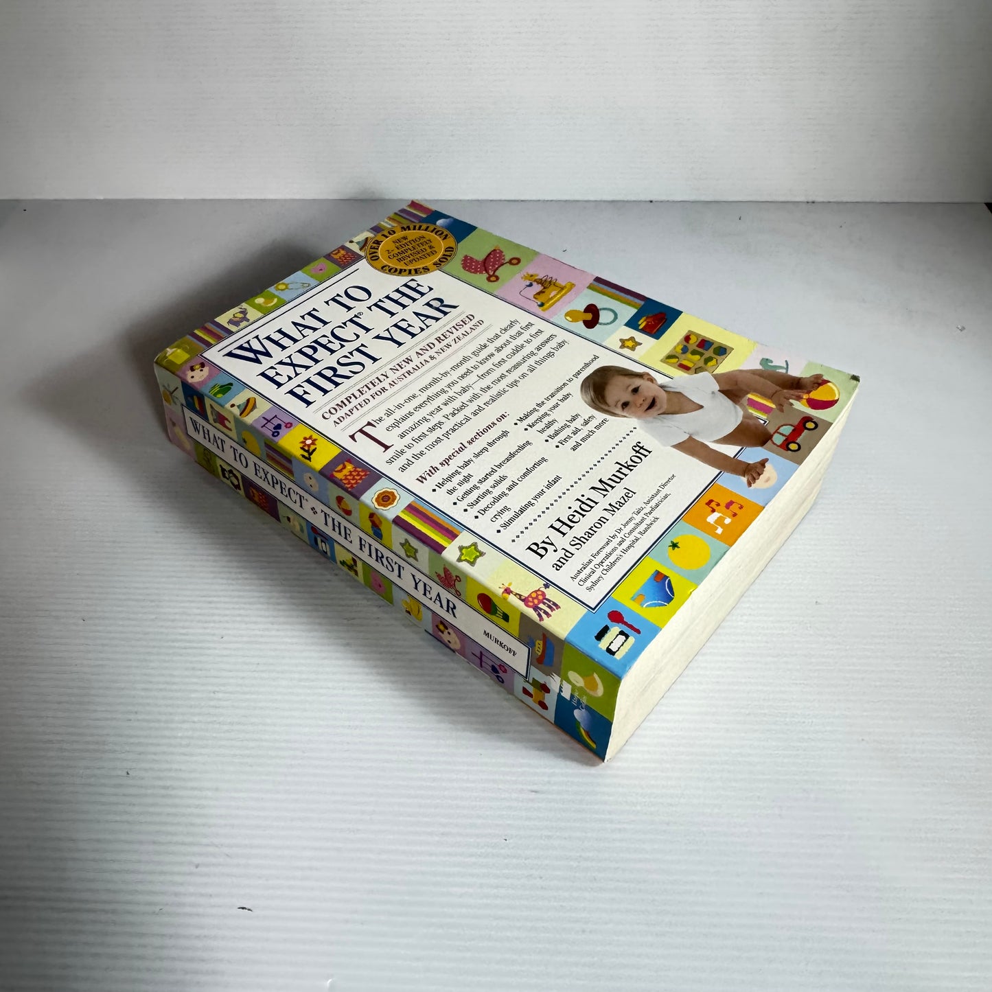What To Expect The First Year - Heidi Murkoff (Copy)