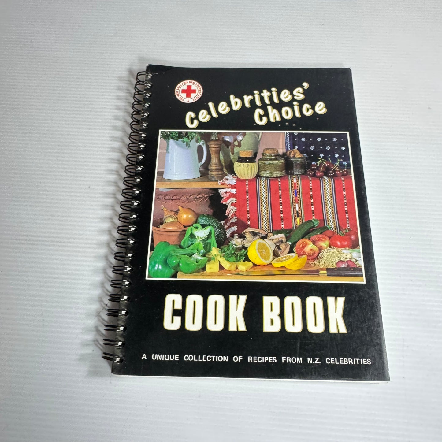 Celebrities' Choice Cook Book : A Unique Collection of Recipes from N.Z. Celebrities (Vintage 1991)