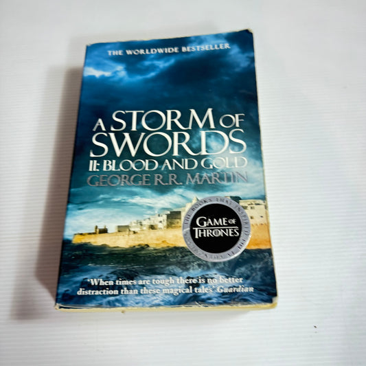 A Storm Of Swords II: Blood And Gold - George R.R. Martin